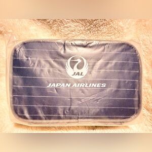 Japan Airlines JAL Business Class Amenity Kit Pouch Beams Navy Knit Sealed